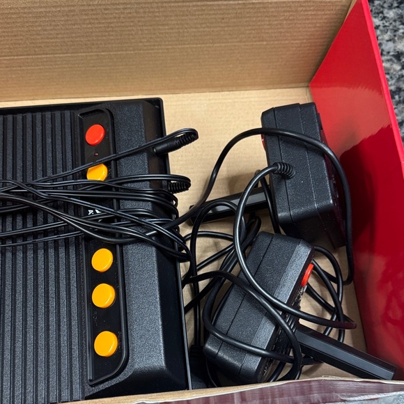 Atari Flashback 8 Console with Controllers - Picture 3 of 11